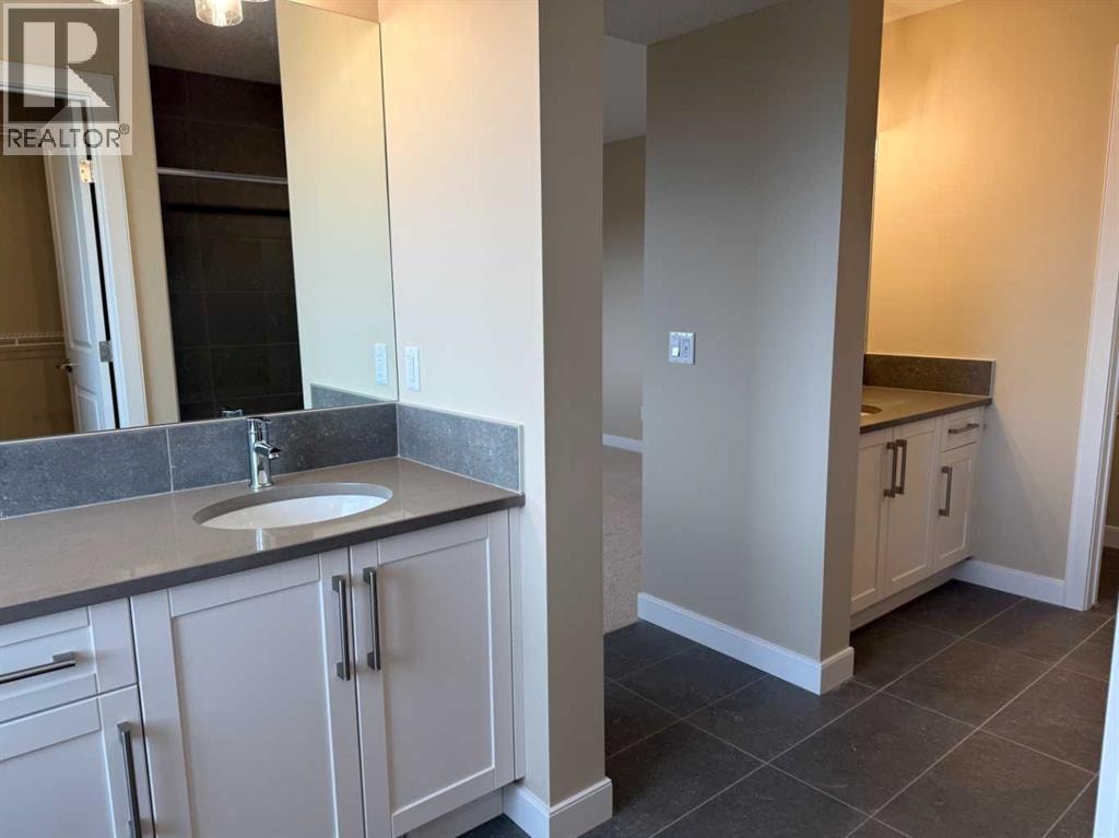 147 sundown Crescent — photo 33