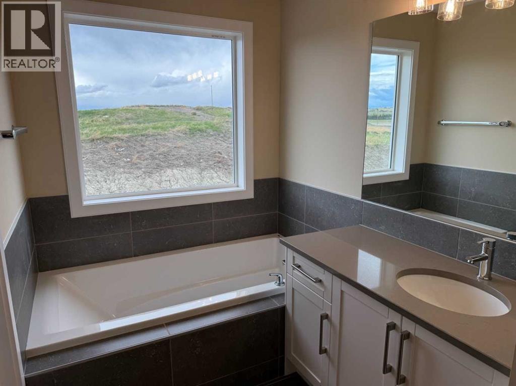 147 sundown Crescent — photo 34
