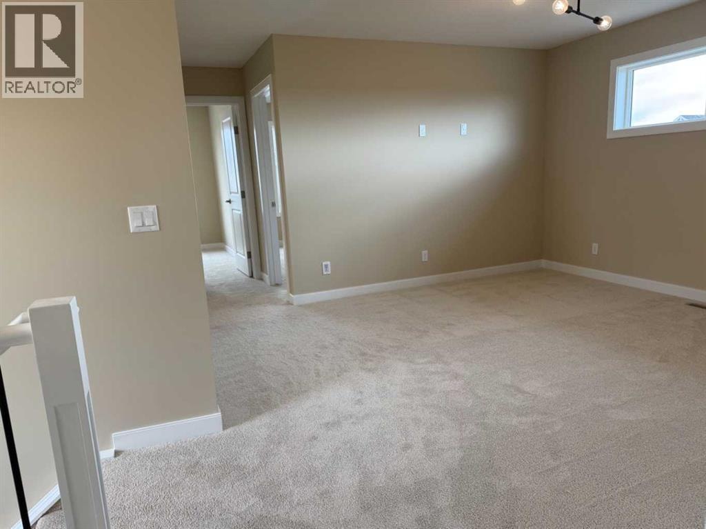 147 sundown Crescent — photo 35