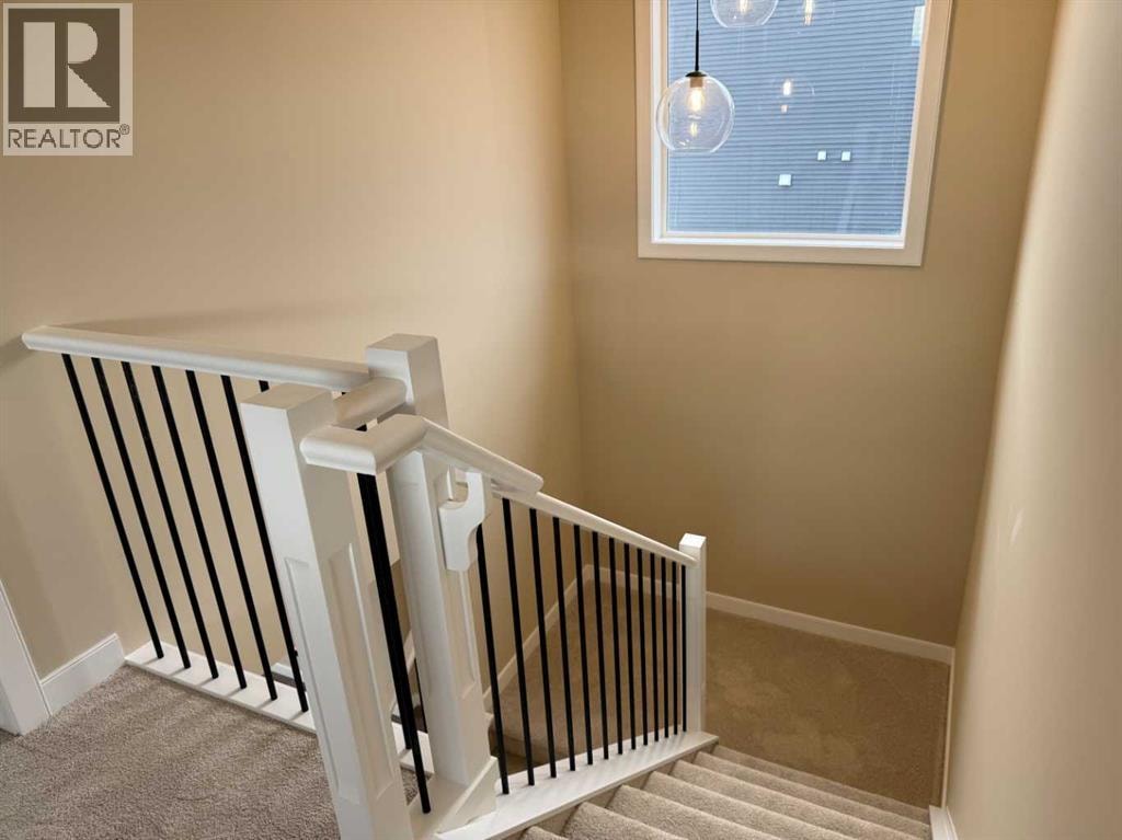 147 sundown Crescent — photo 43