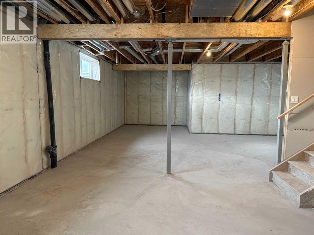 147 sundown Crescent — photo 44
