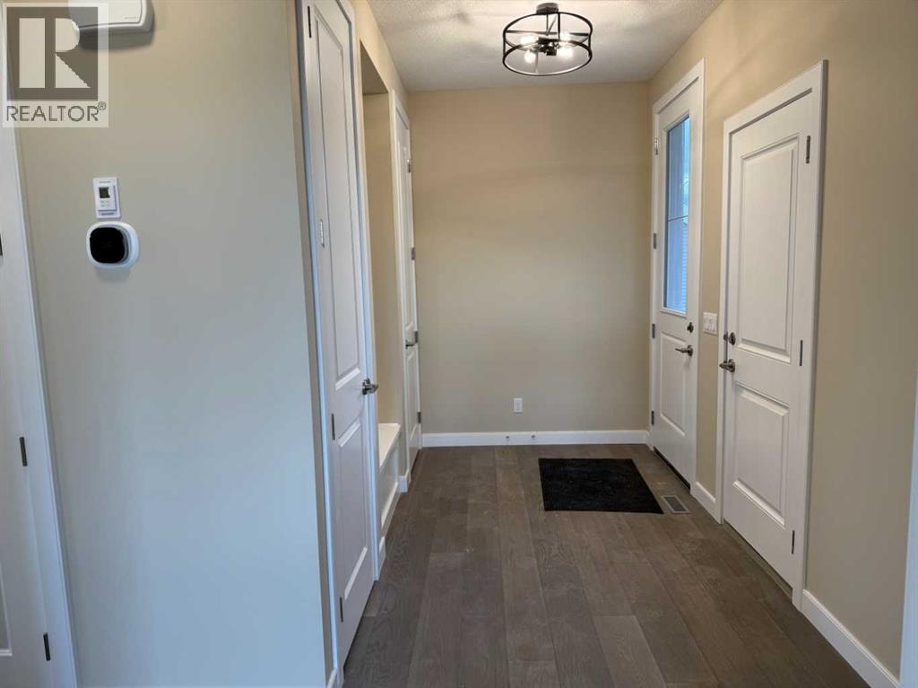 147 sundown Crescent — photo 5