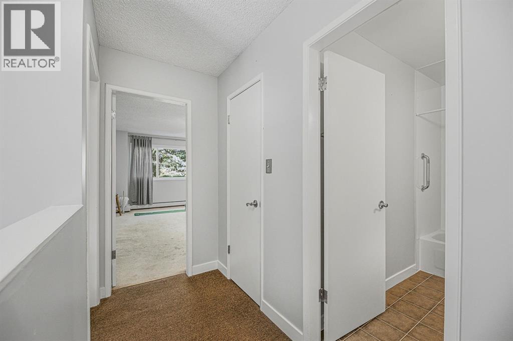 830, 3130 66 Avenue SW — photo 14