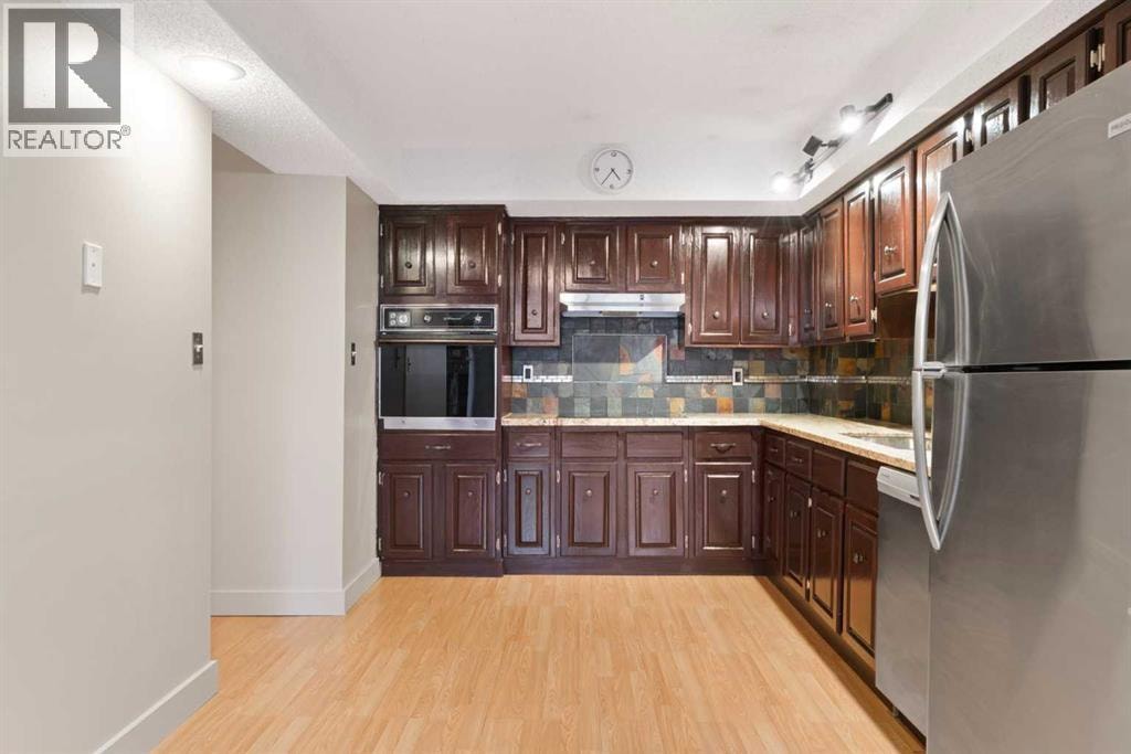105, 345 4 Avenue NE — photo 15