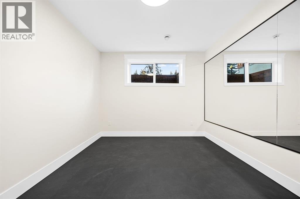 620 Varsity Estates Crescent NW — photo 42