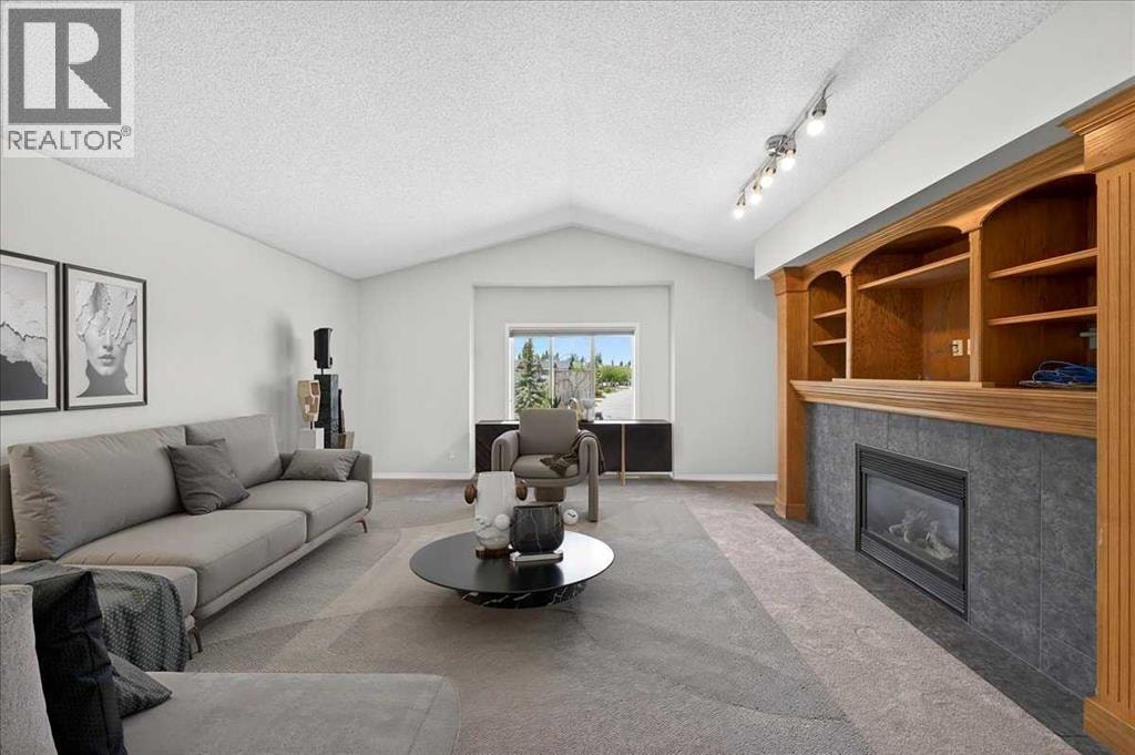 18 Cougarstone Bay SW — photo 27
