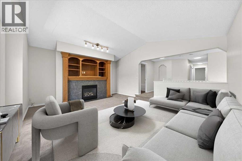18 Cougarstone Bay SW — photo 28
