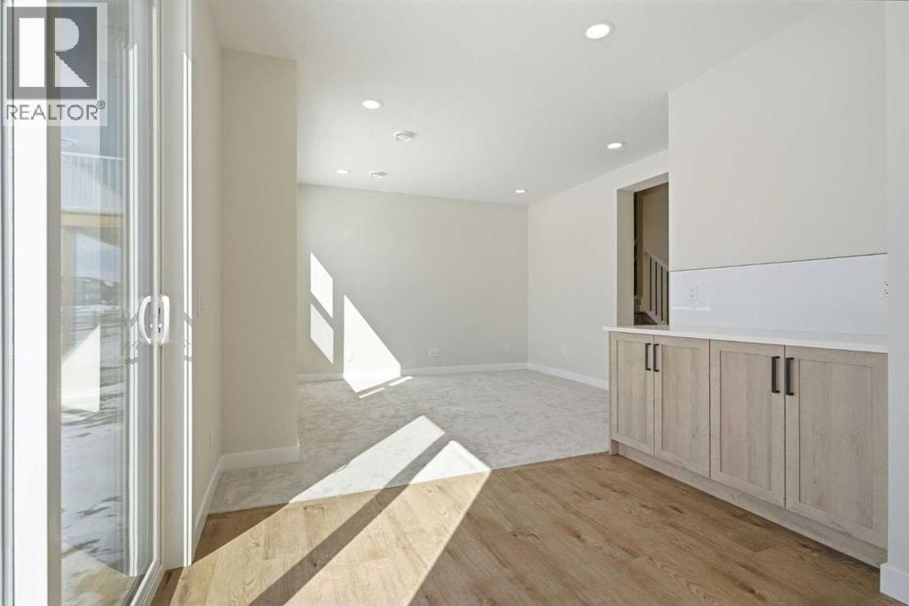 302 Kinniburgh Loop — photo 42