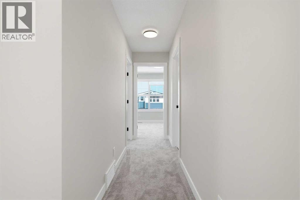 302 Kinniburgh Loop — photo 37