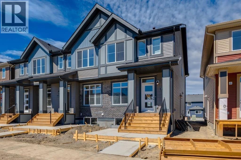 33 Sora Passage SE — photo 2