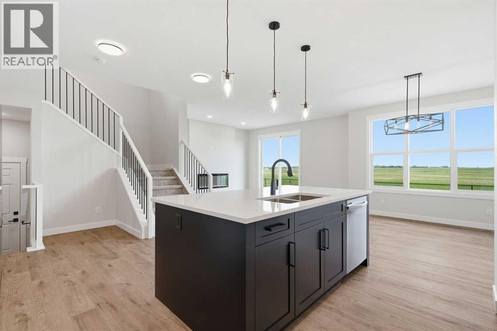 454 Kinniburgh Loop — photo 17