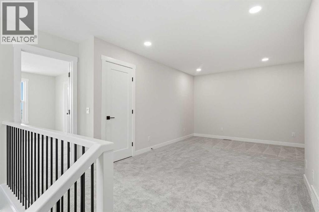 454 Kinniburgh Loop — photo 23