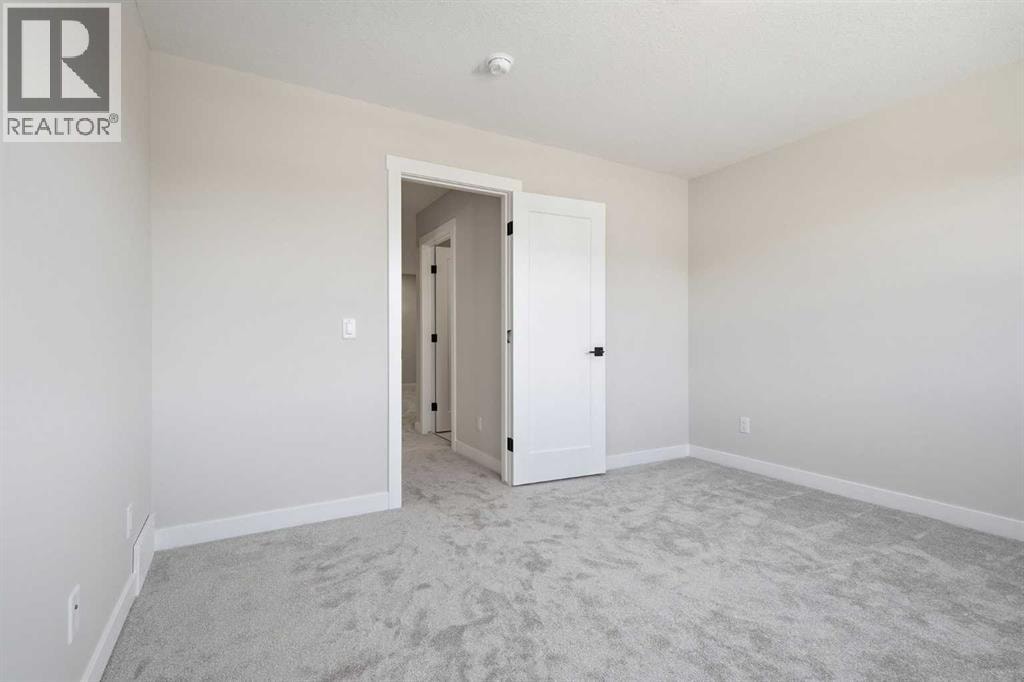 454 Kinniburgh Loop — photo 40