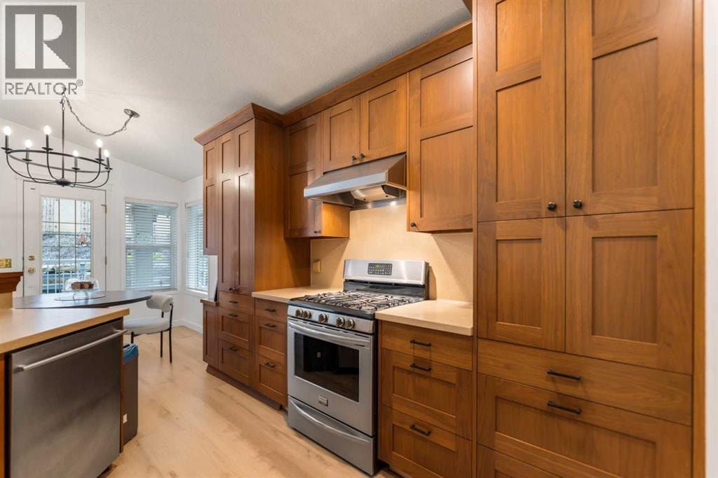 57 Sierra Morena Grove SW — photo 8