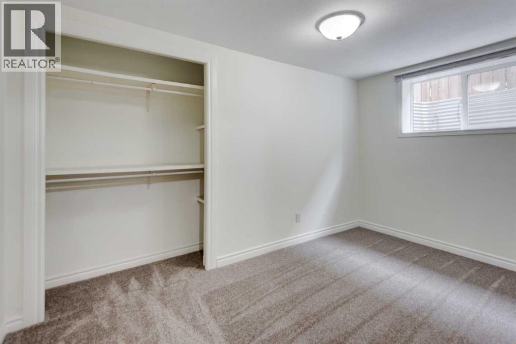 660 Queen Charlotte Drive SE — photo 26