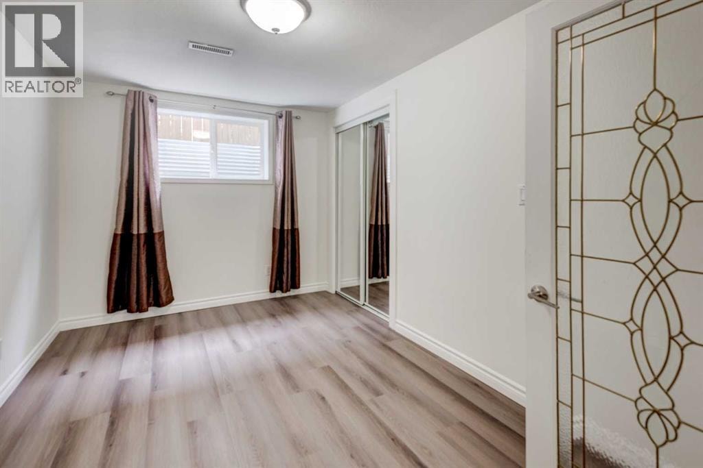 660 Queen Charlotte Drive SE — photo 23