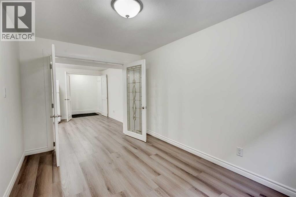 660 Queen Charlotte Drive SE — photo 24
