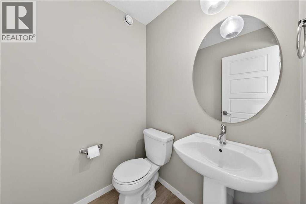 168 Corner meadows Way NE — photo 9
