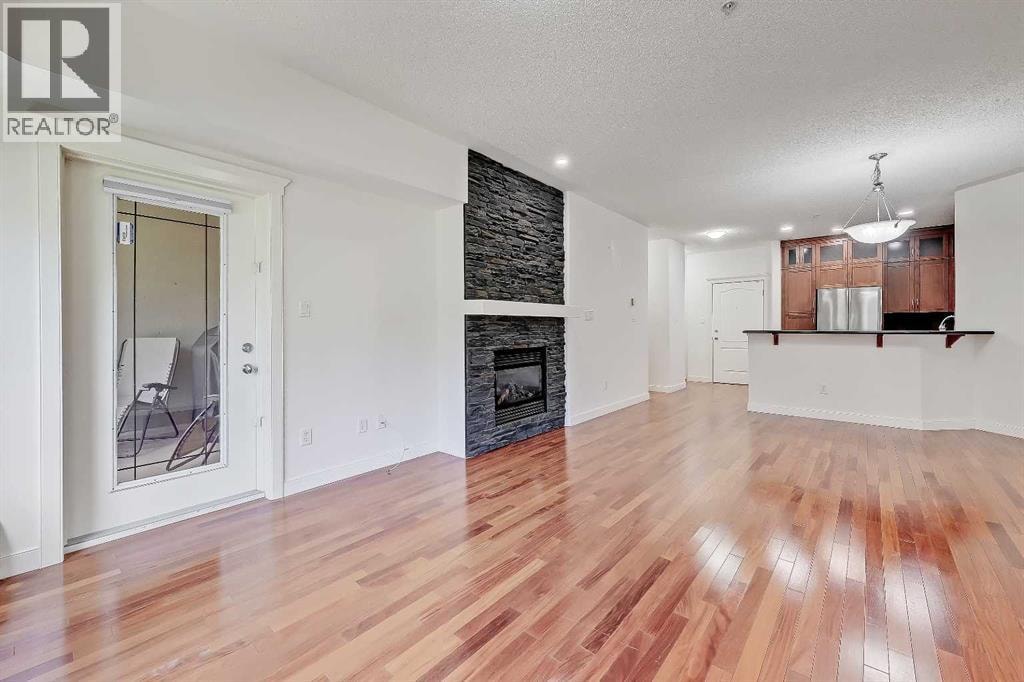 120, 20 Discovery Ridge Close SW — photo 18