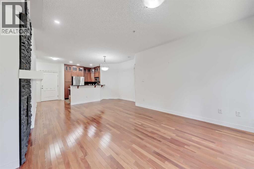 120, 20 Discovery Ridge Close SW — photo 12