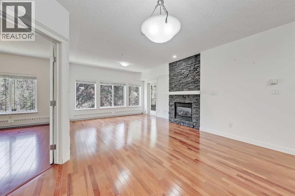 120, 20 Discovery Ridge Close SW — photo 13