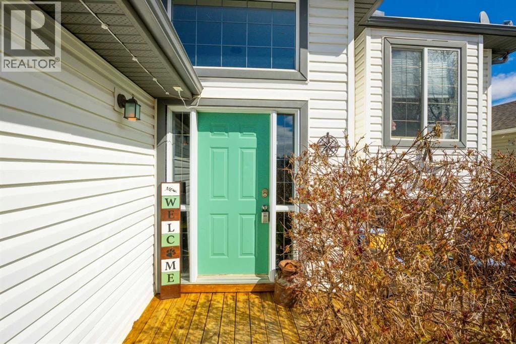308 Carriage Lane Drive — photo 2