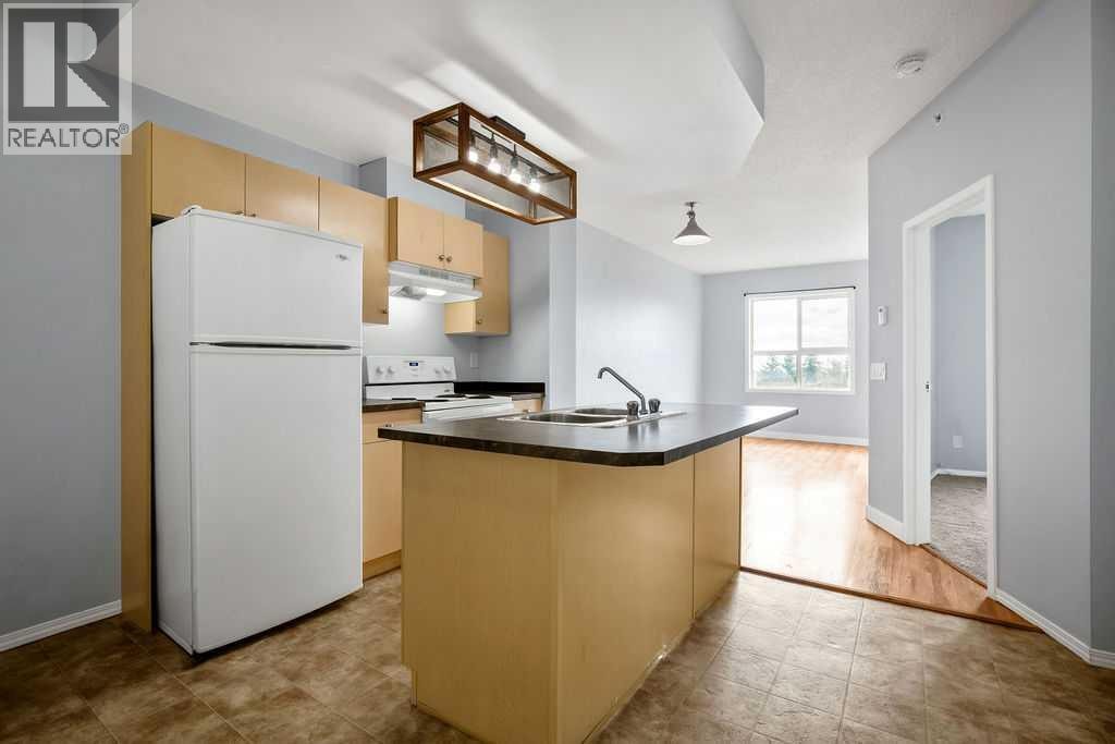 4301, 73 Erin Woods Court SE — photo 6