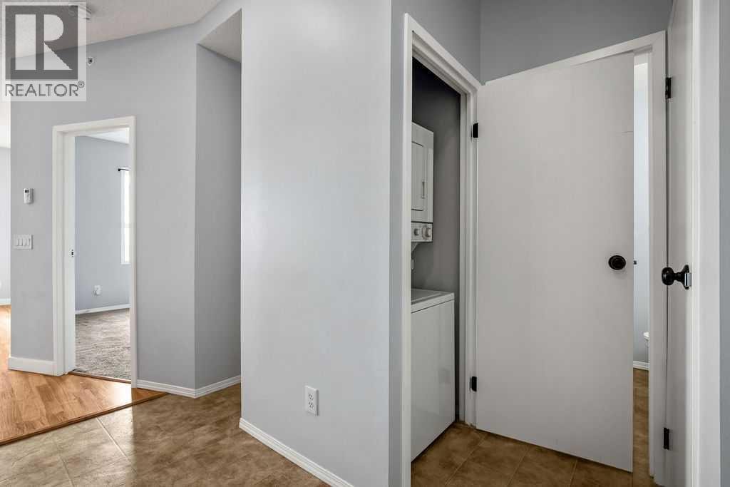 4301, 73 Erin Woods Court SE — photo 9