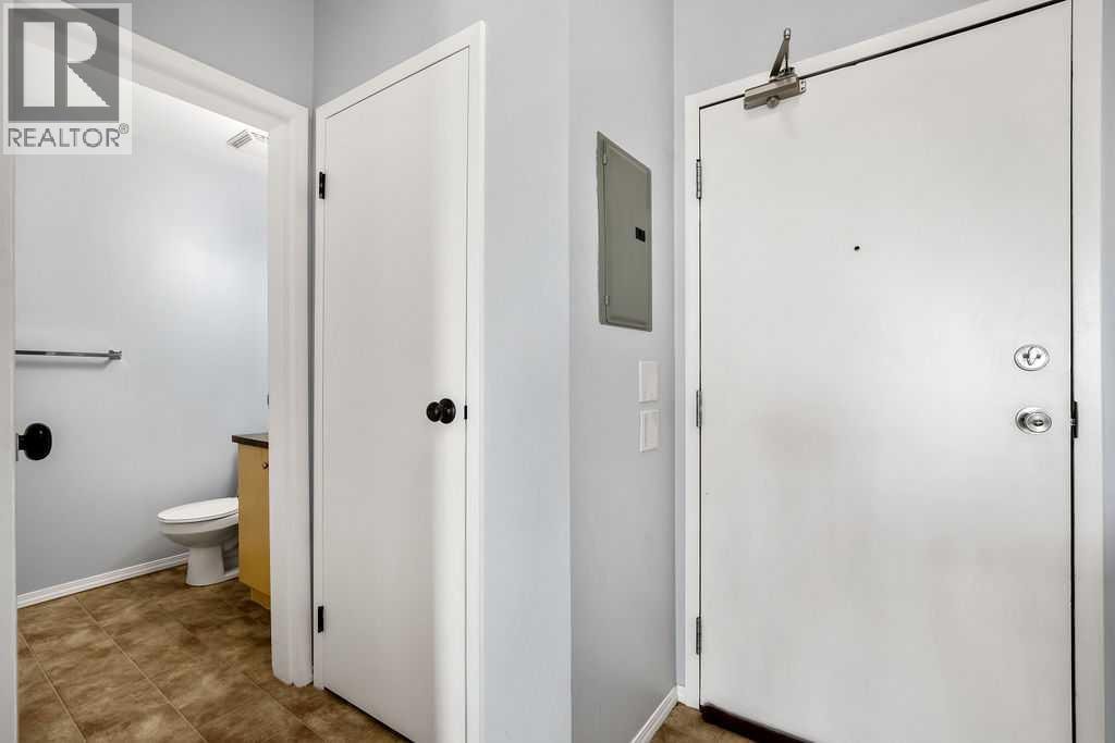 4301, 73 Erin Woods Court SE — photo 11