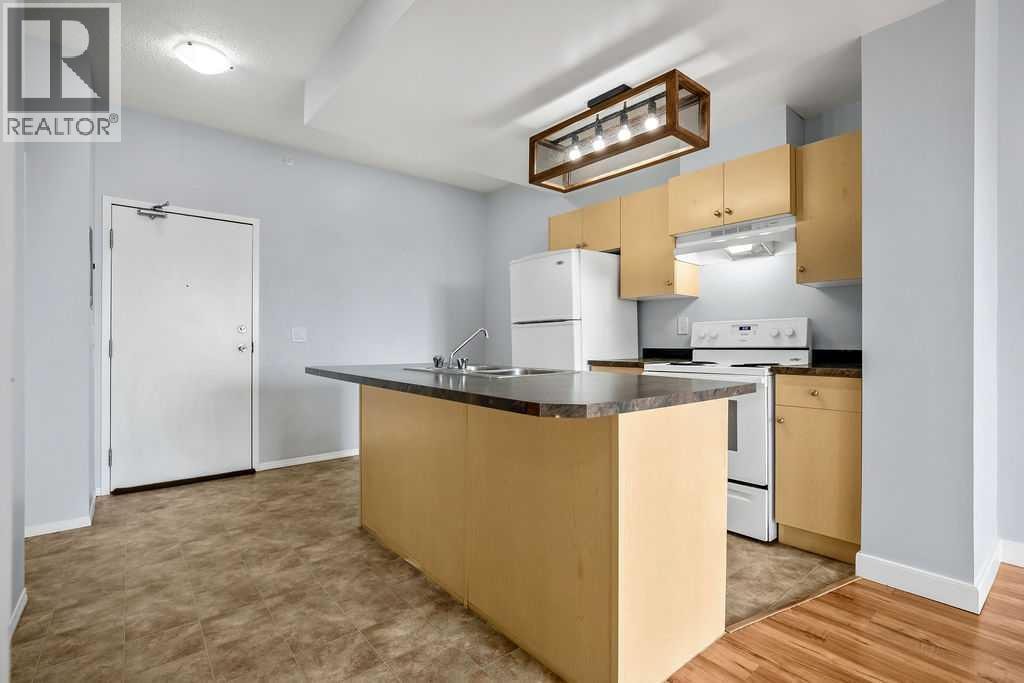 4301, 73 Erin Woods Court SE — photo 14