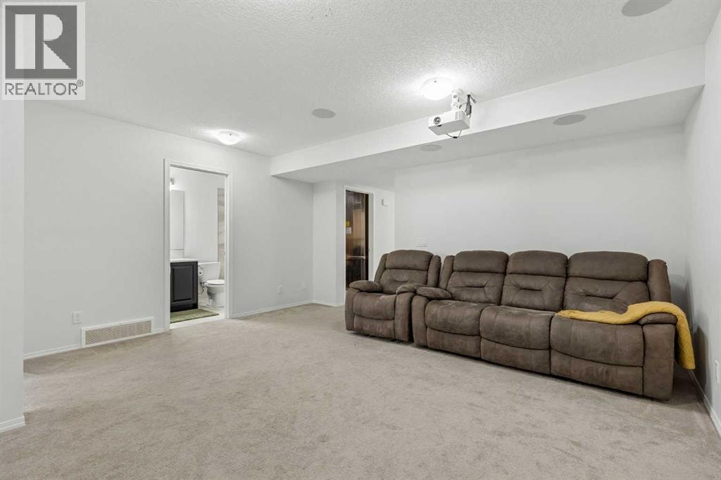 159 Belmont Terrace SW — photo 38