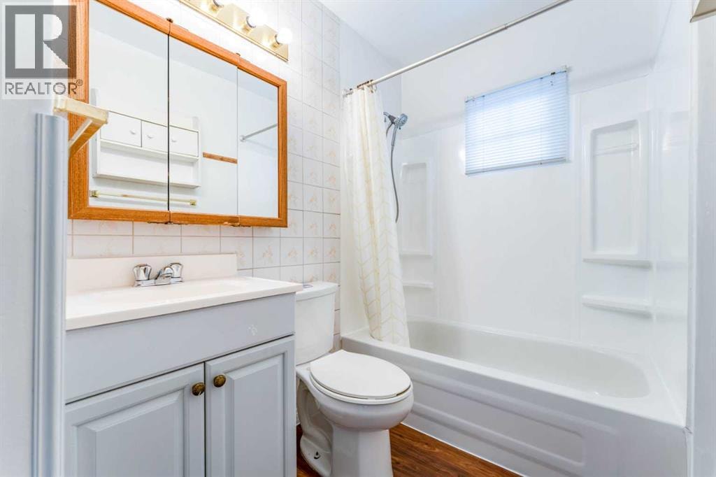 1502 40 Street SE — photo 13