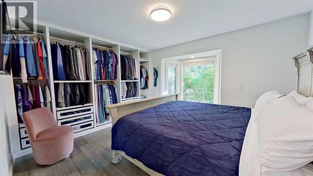 1423 18 Street NE — photo 23