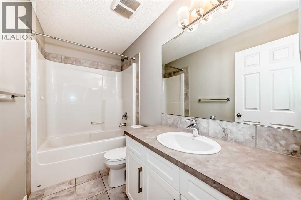 393 Legacy Boulevard SE — photo 29
