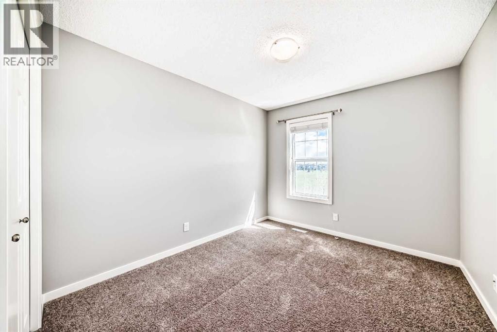 393 Legacy Boulevard SE — photo 27