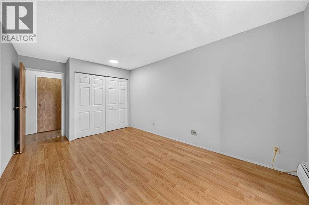 203, 1712 38 Street SE — photo 21