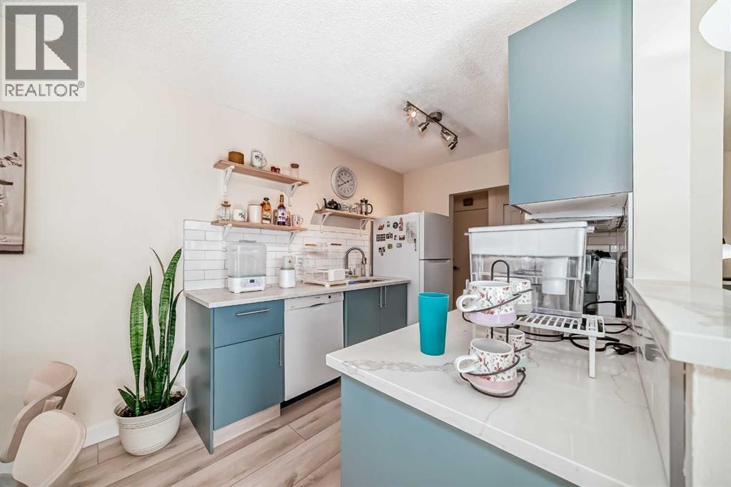 202, 520 Cedar Crescent SW — photo 14