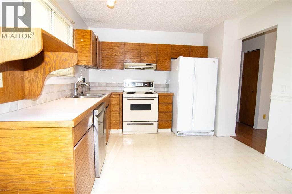 340 Templeton Circle NE — photo 19