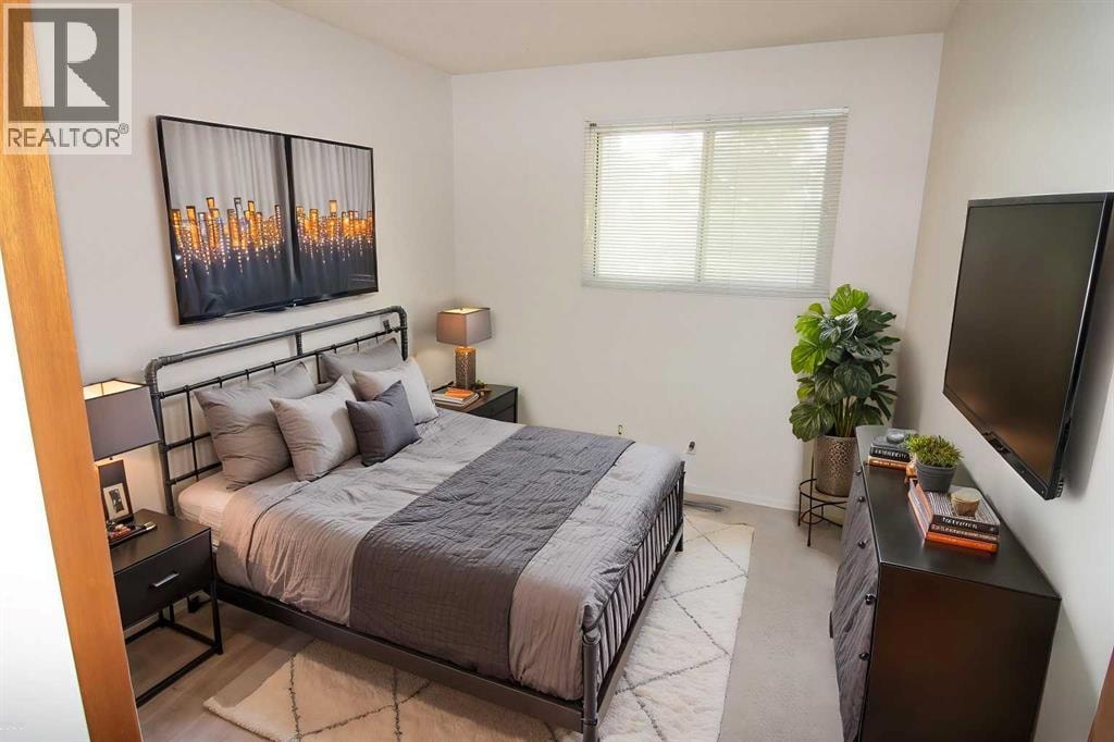 340 Templeton Circle NE — photo 20