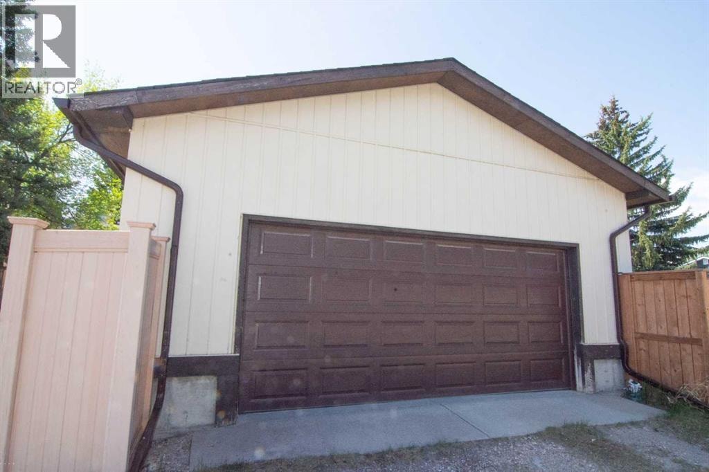 340 Templeton Circle NE — photo 12