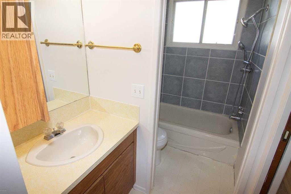 340 Templeton Circle NE — photo 23