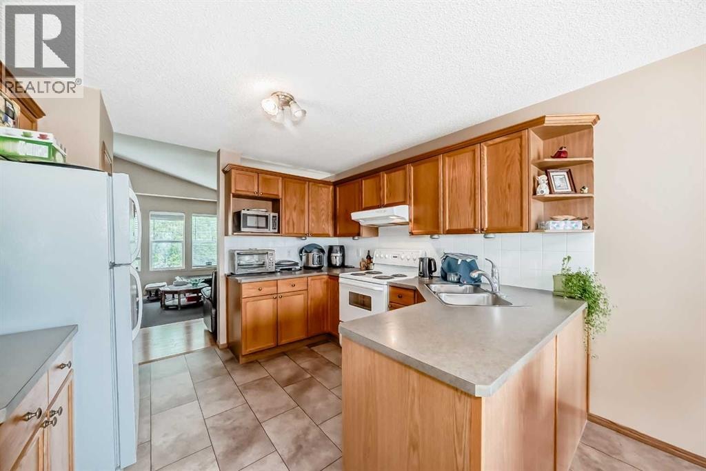27 Covepark Drive NE — photo 10