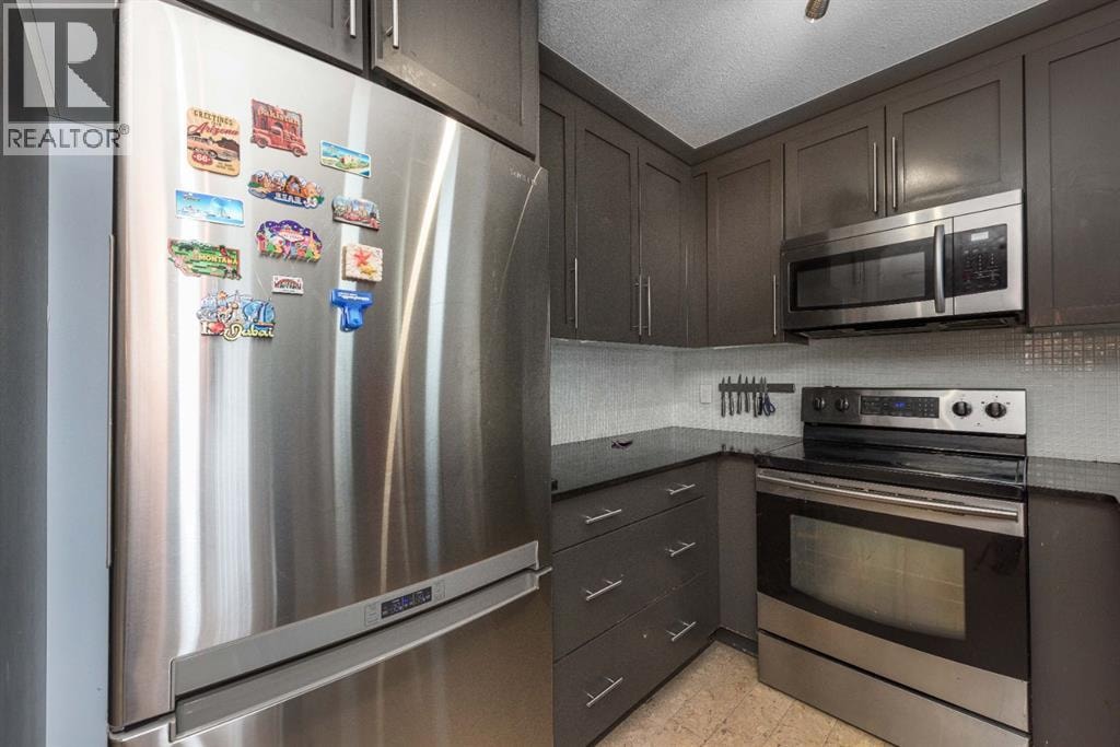 2207, 155 Skyview Ranch Way NE — photo 8