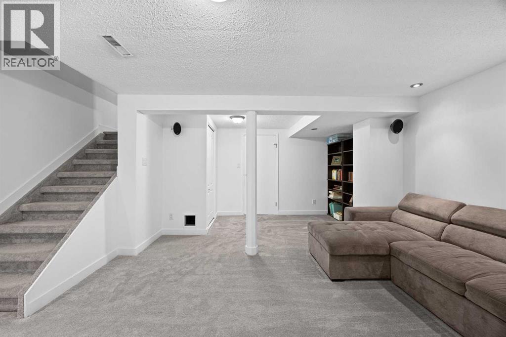 165 Woodmont Terrace SW — photo 27