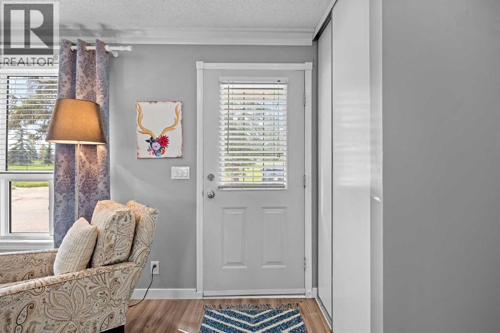 165 Woodmont Terrace SW — photo 4
