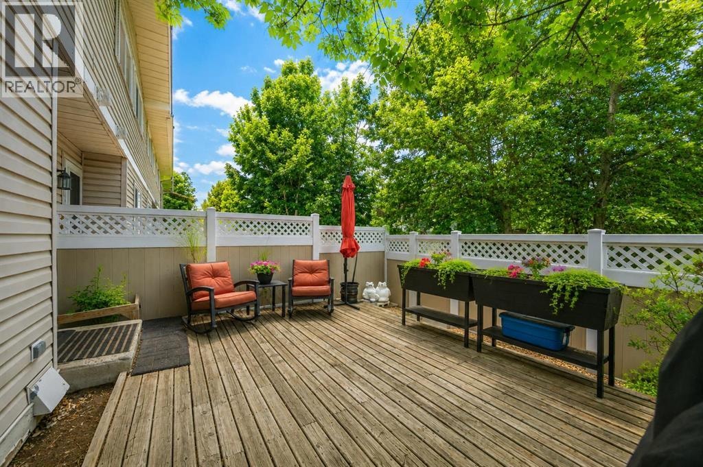 165 Woodmont Terrace SW — photo 18