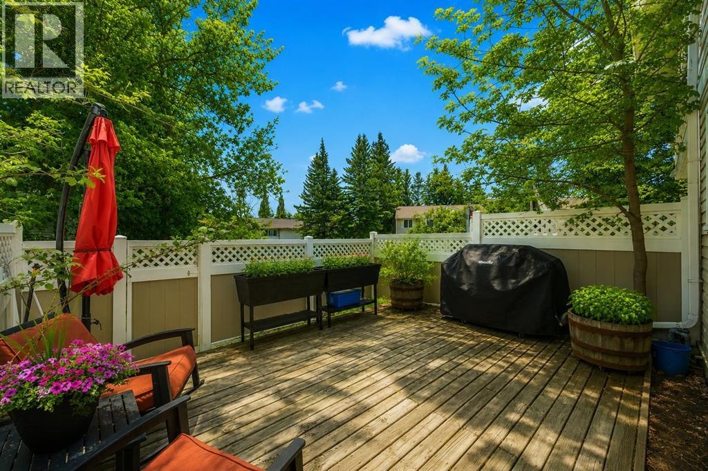 165 Woodmont Terrace SW — photo 17