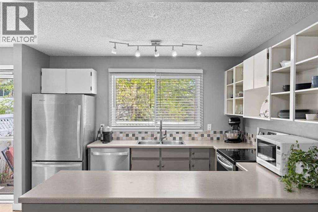 165 Woodmont Terrace SW — photo 13