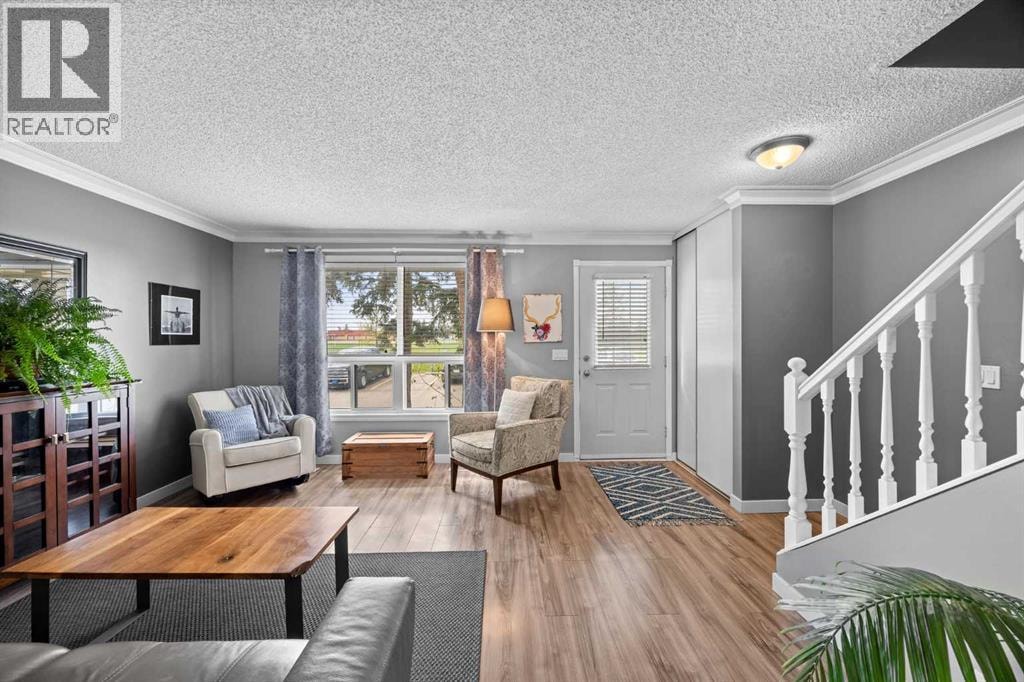 165 Woodmont Terrace SW — photo 8