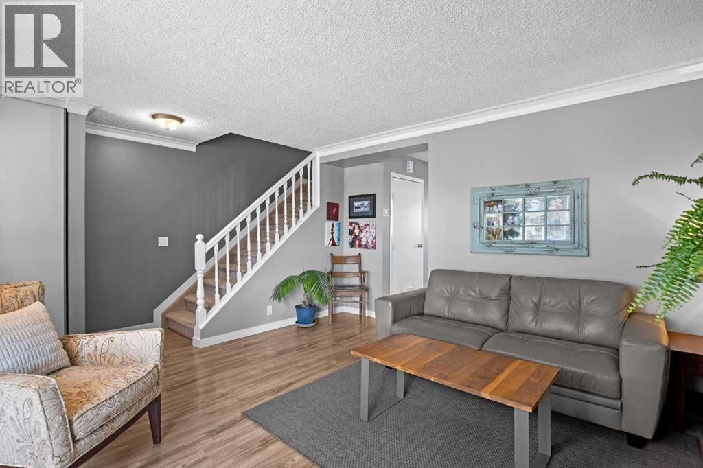 165 Woodmont Terrace SW — photo 7